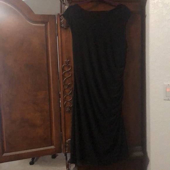 Dress - Picture 2 of 6